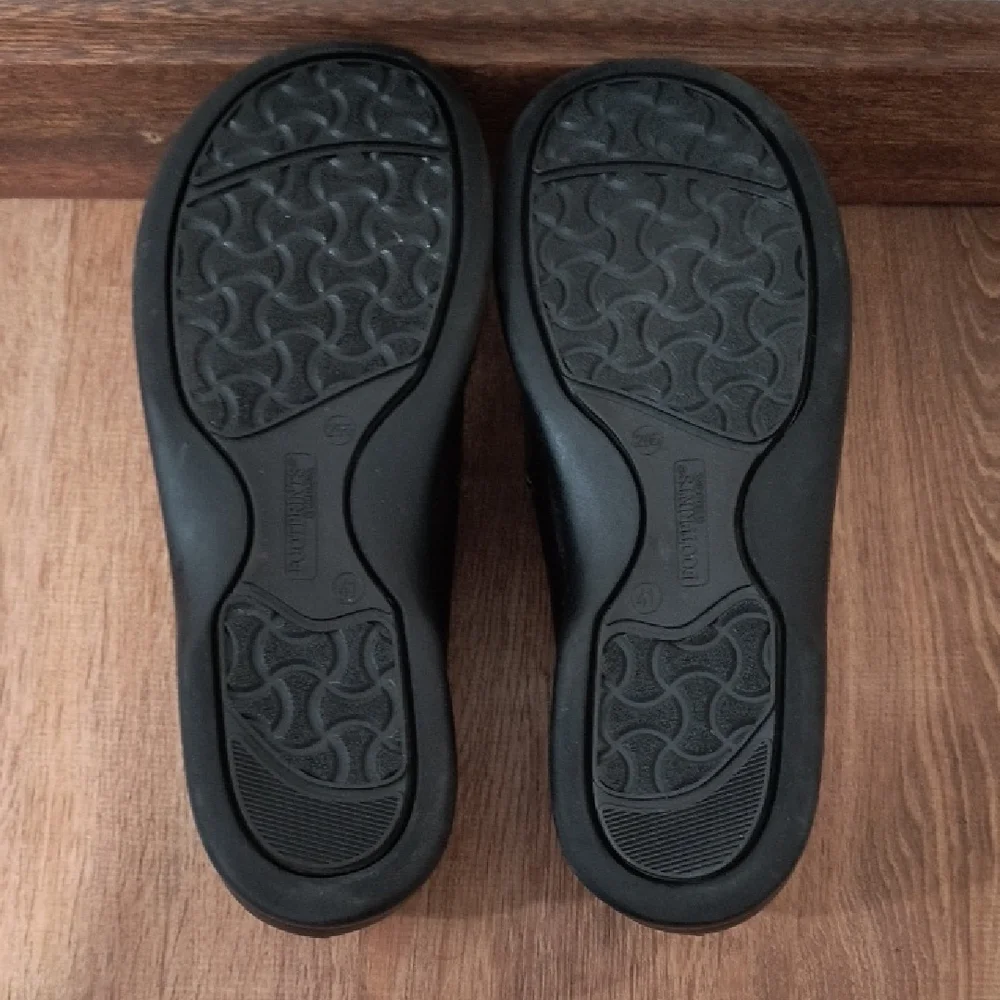 Women's Brown Leather Shoes - Picture 2 of 6